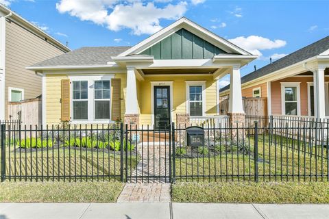 Photo of 2515 S Houston Avenue, Pearland, TX 77581 (MLS # 17958991)