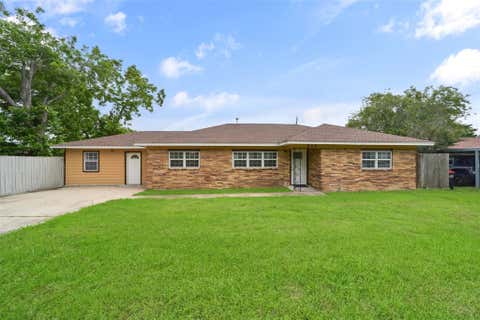Photo of 214 Schilling Street, Baytown, TX 77520 (MLS # 98523166)