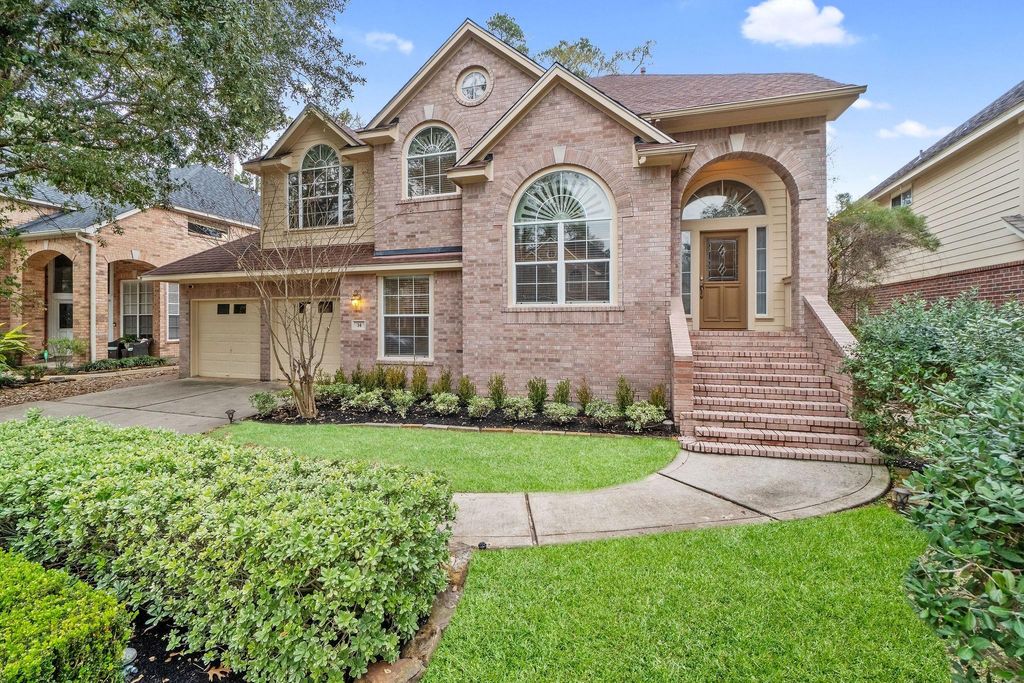 Photo of 14 Redland Place, The Woodlands, TX 77382 (MLS # 16628090)