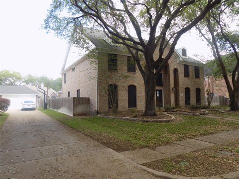 Homes For Sale - 2206 Spanish Forest Lane<br/> Richmond, TX 77406