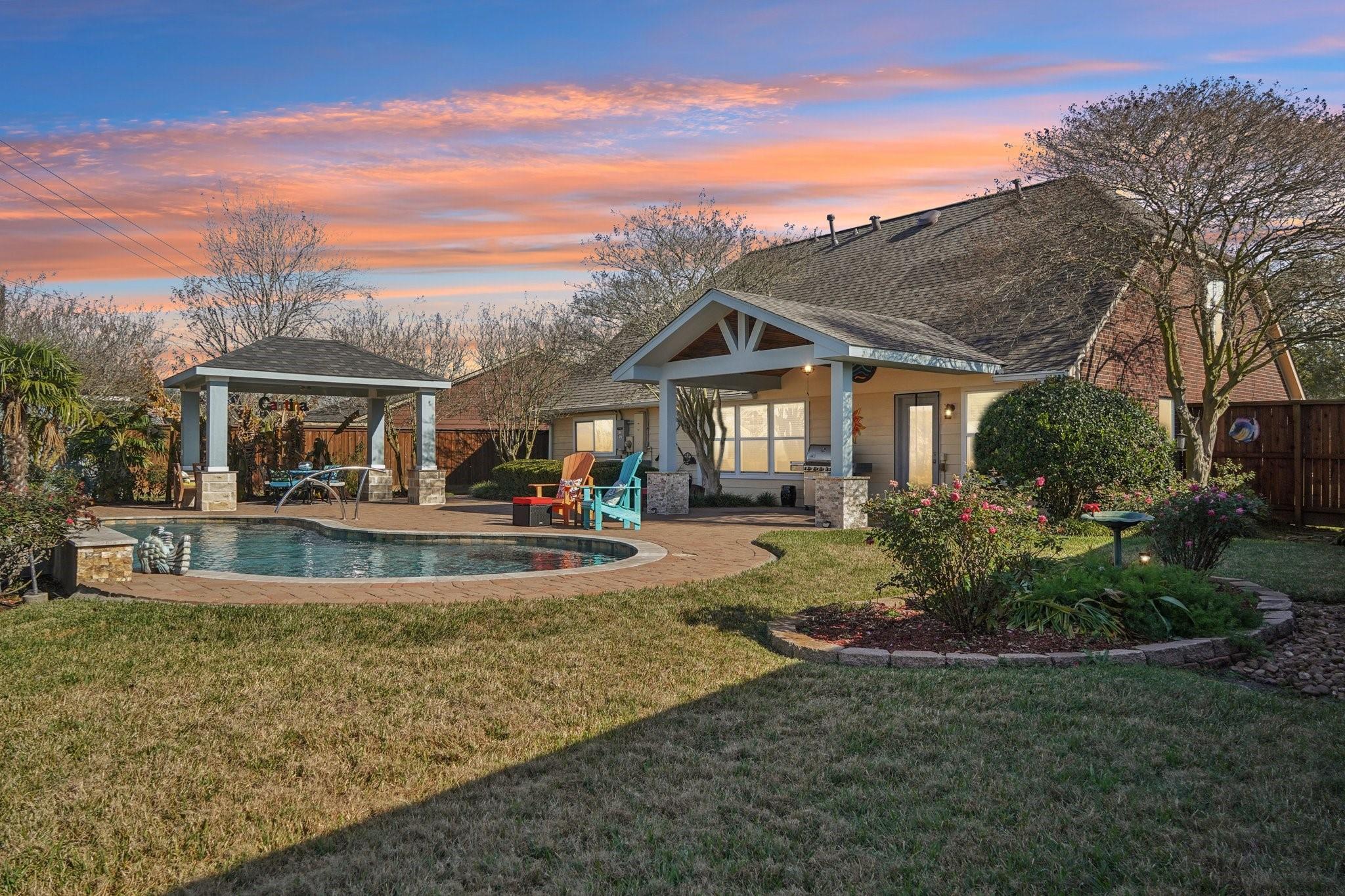 10822 W Dogwood Drive