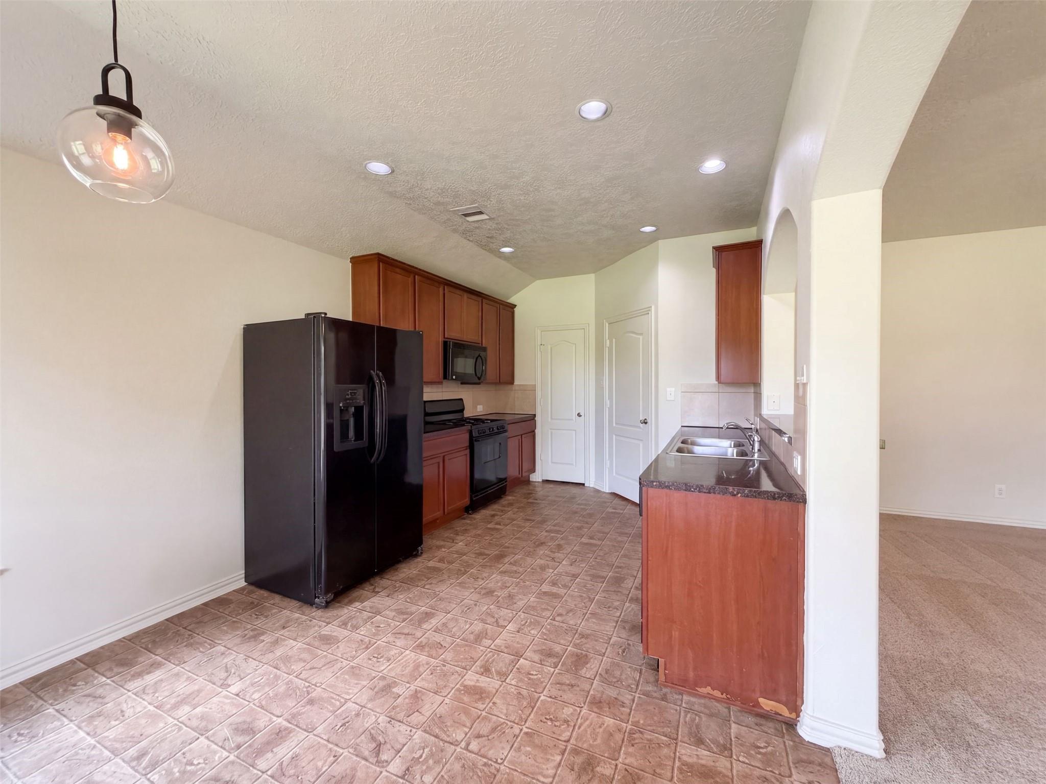 7118 Sunrise Drive