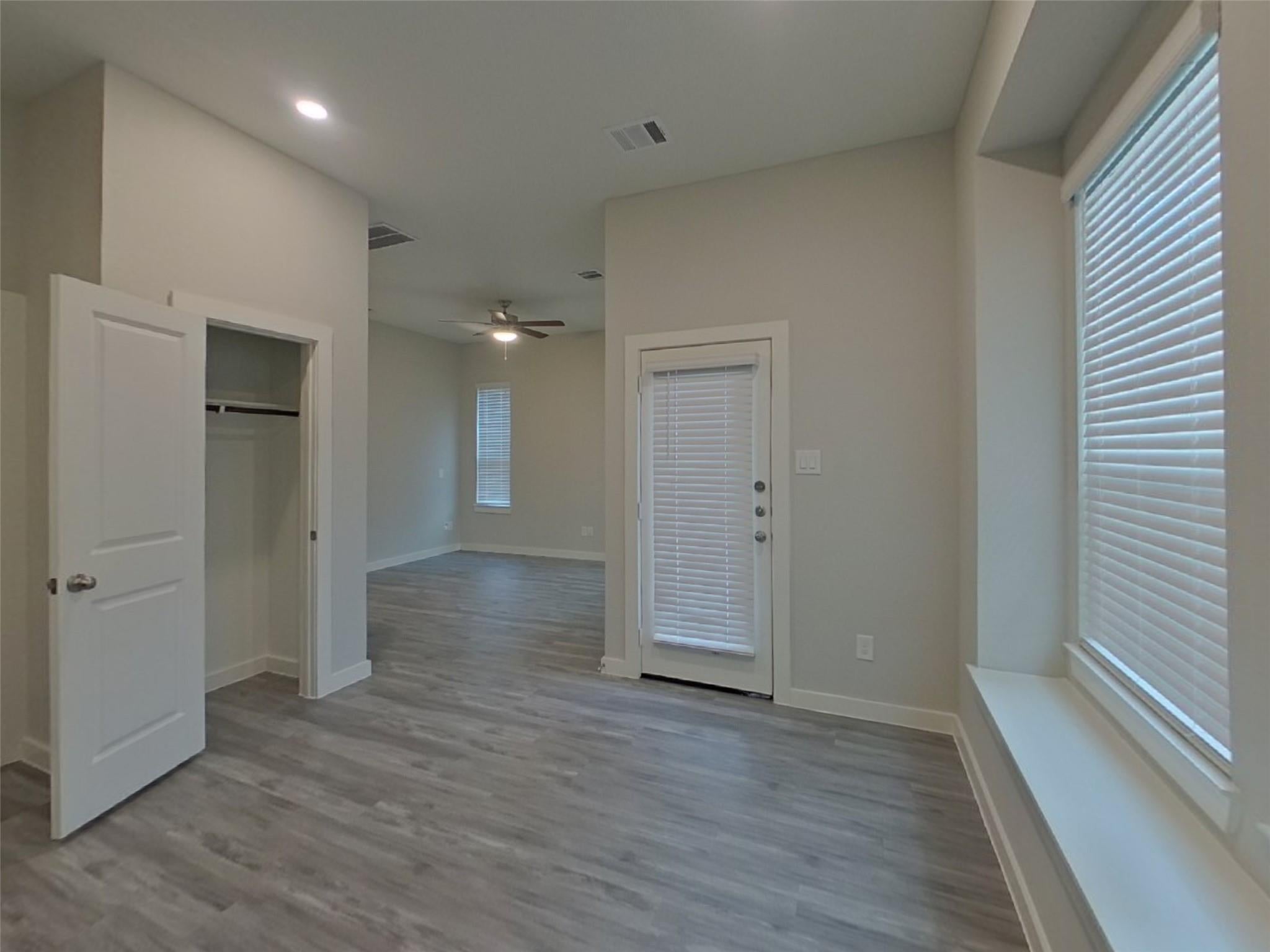 9835 Willow Creek Commerce Drive 101