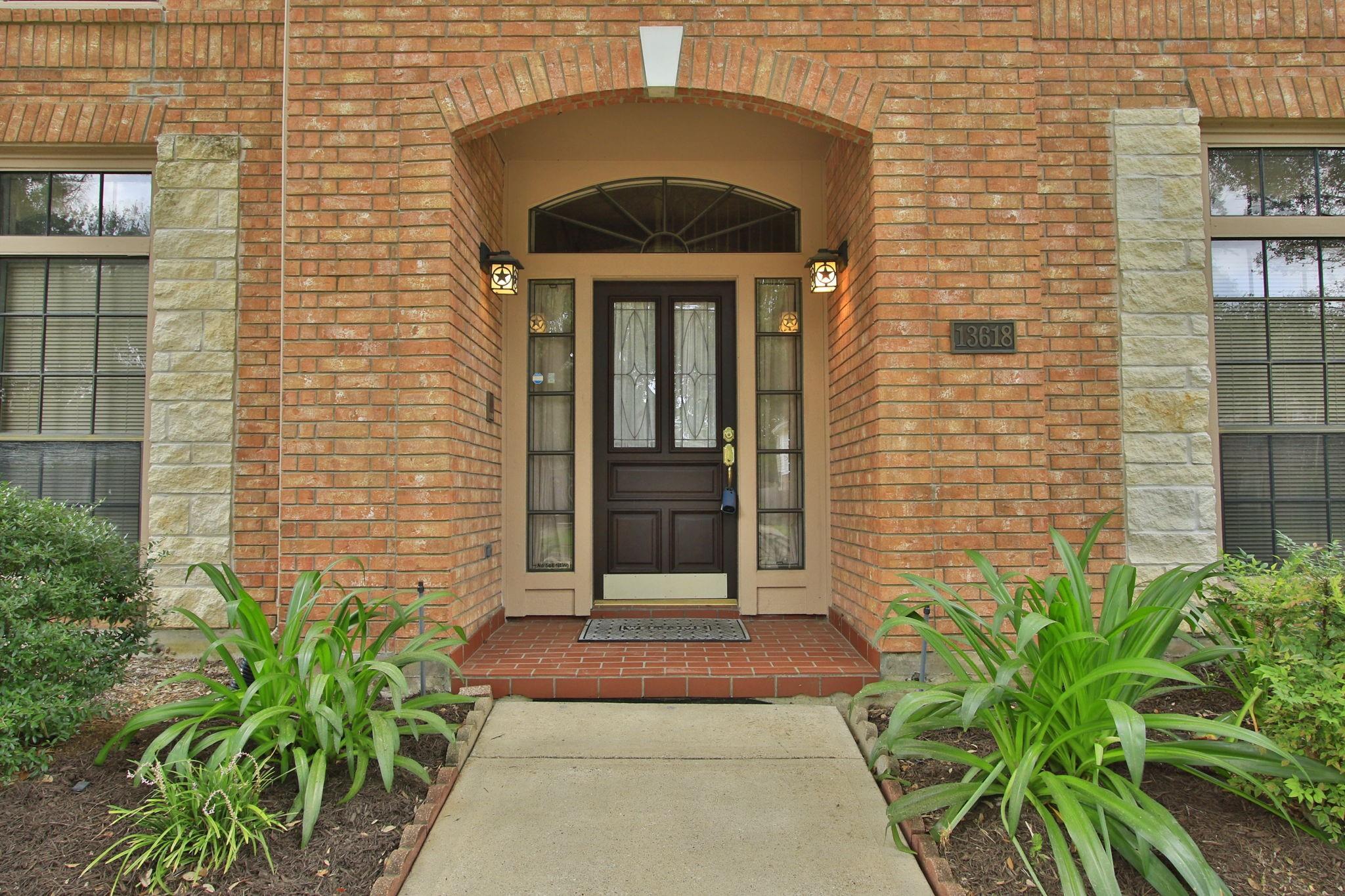 13618 Shadow Falls Ct