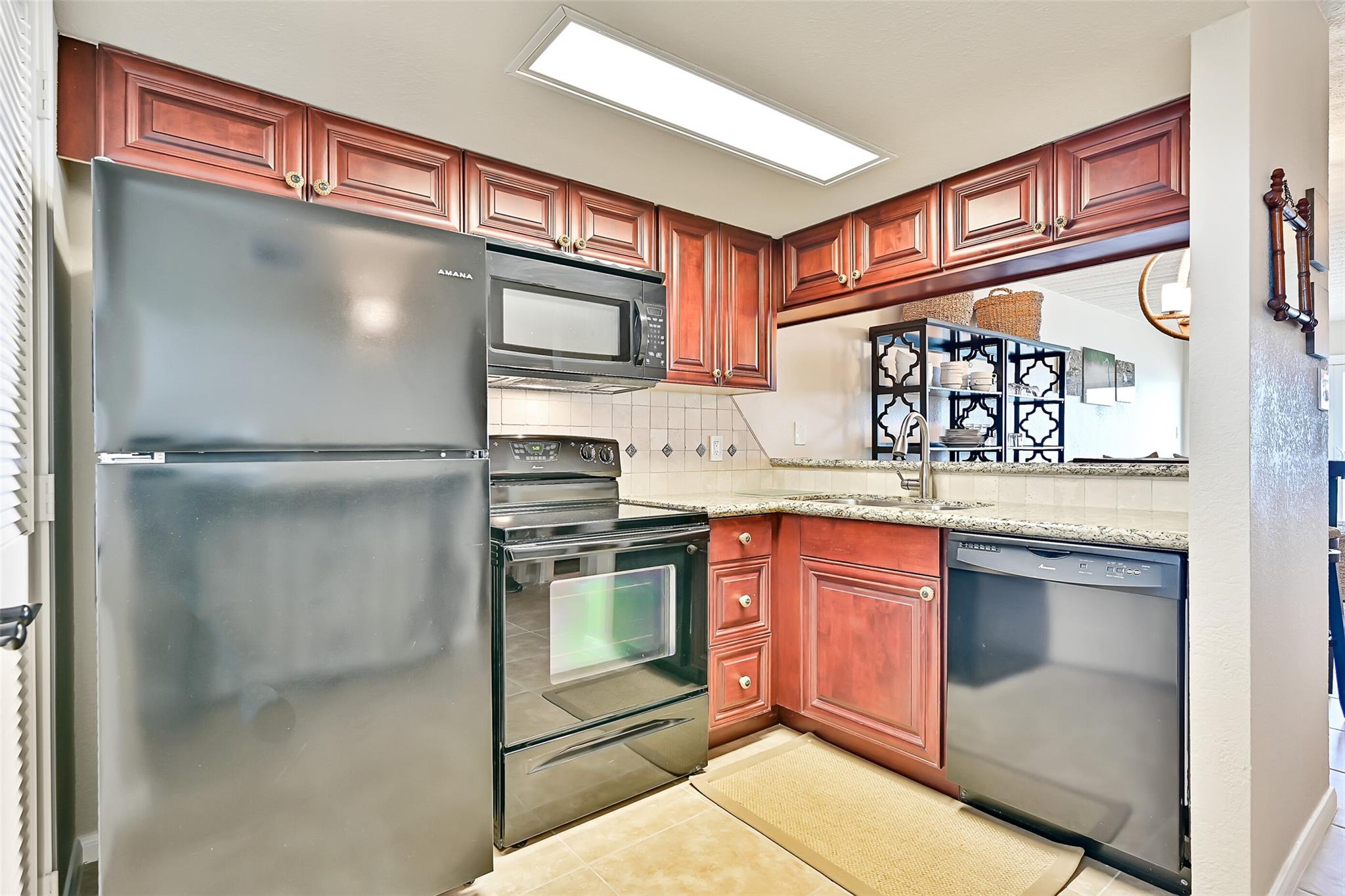 Galveston, Texas 77551, United States, 1 Bedroom Bedrooms, ,1 BathroomBathrooms,Residential,Active,195190