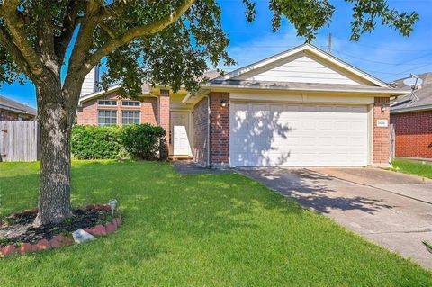 Photo of 18446 S Wimbledon Drive, Katy, TX 77449 (MLS # 29308272)