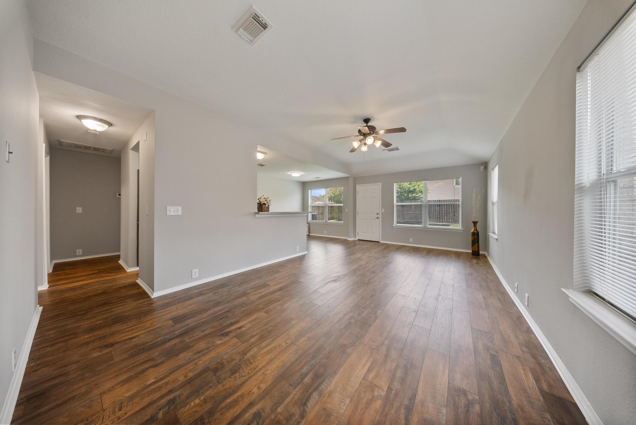 10335 Caribou Cove