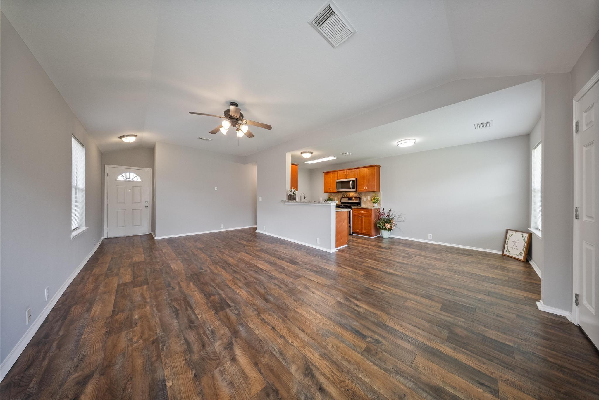 10335 Caribou Cove