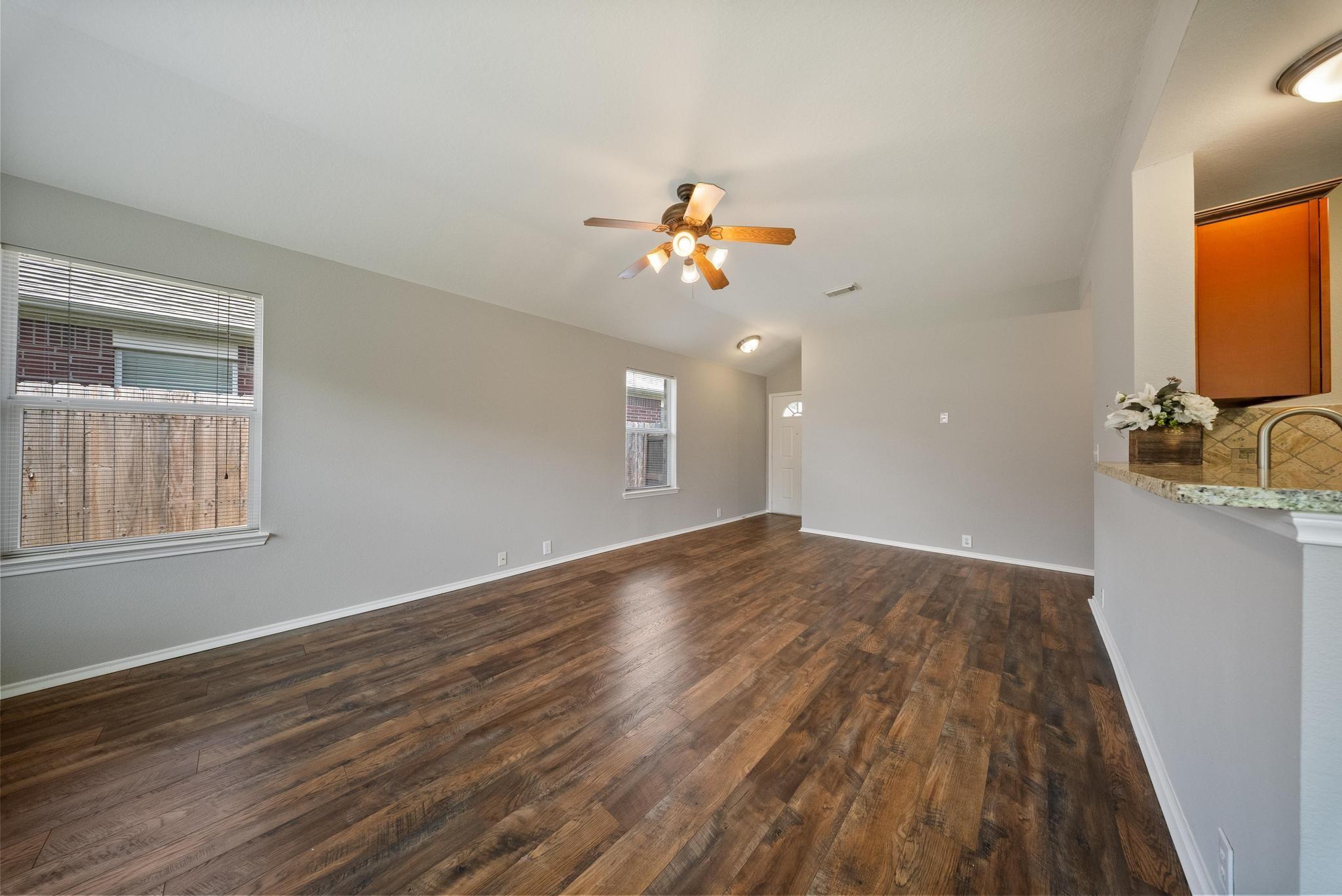10335 Caribou Cove
