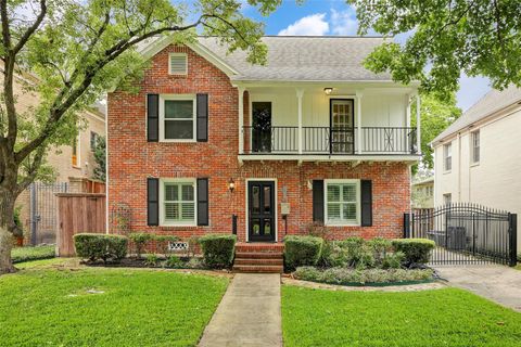 Photo of 2324 Goldsmith Street #B, Houston, TX 77030 (MLS # 16202943)