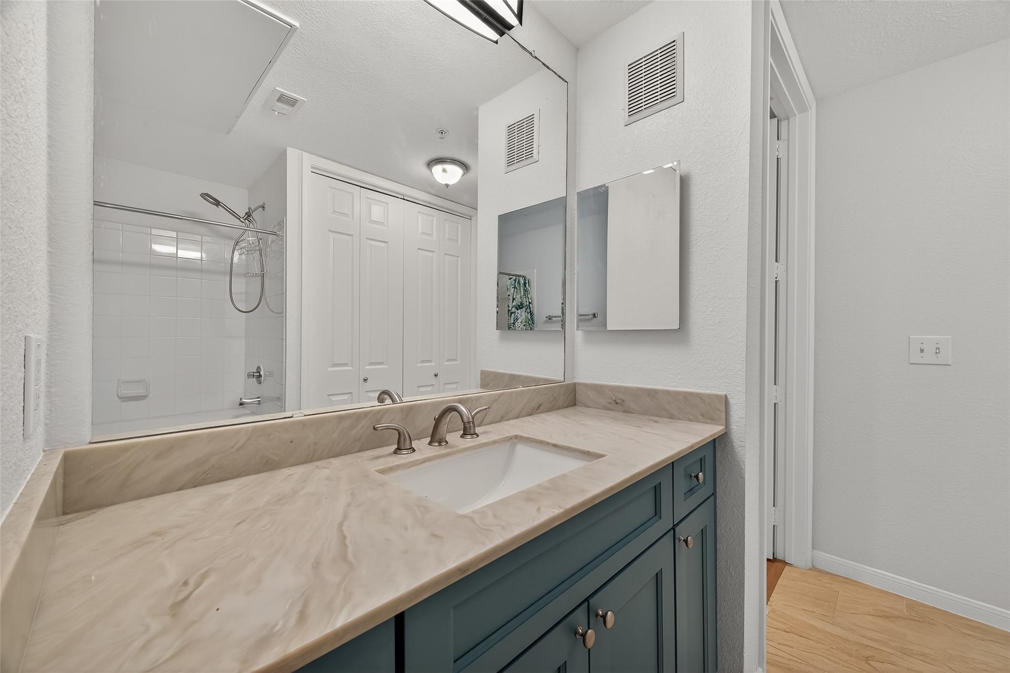 Houston, Texas 77030, United States, 1 Bedroom Bedrooms, ,1 BathroomBathrooms,Residential,Active,234793