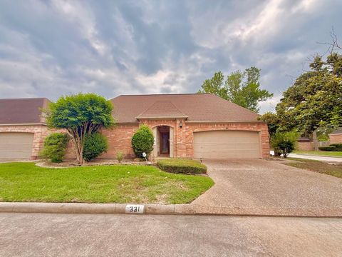 Photo of 331 Champions Colony Iii, Houston, TX 77069 (MLS # 91354020)
