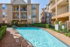Condo For Sale - 12550 Whittington Dr Dr #814<br/> Houston, TX 77077