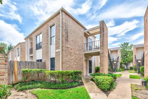 Photo of 3742 Thistlemont Drive, Houston, TX 77042 (MLS # 21469319)