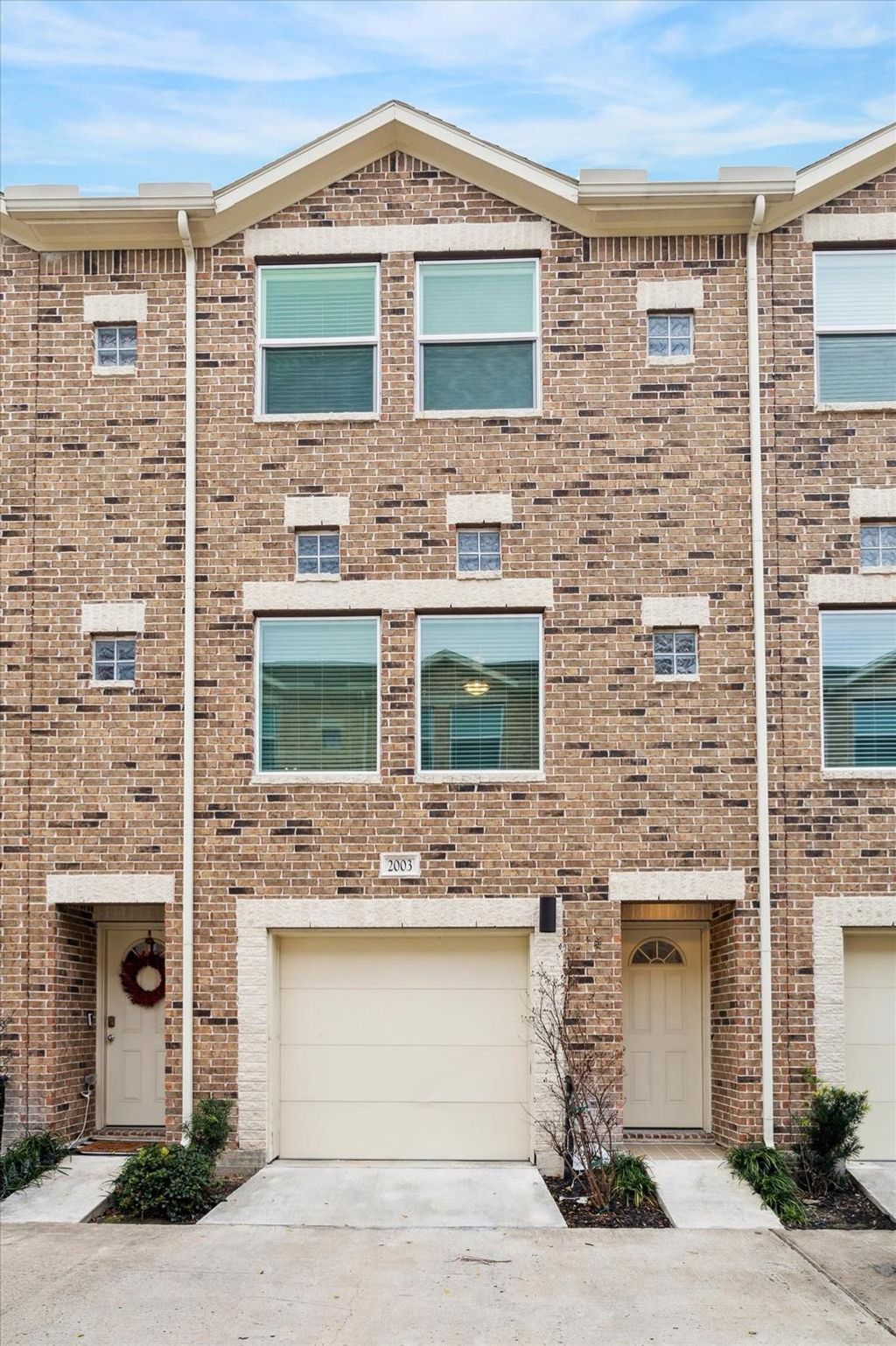 Photo of 8705 Bryam Street #2003, Houston, TX 77061 (MLS # 60897024)