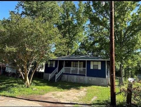 Photo of 1103 E 2nd Street, Cleveland, TX 77327 (MLS # 81483056)