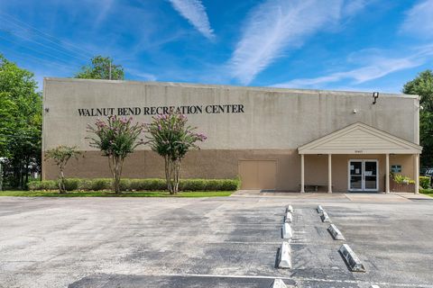 Tiny photo for 10631 Del Monte Drive, Houston, TX 77042 (MLS # 10242749)