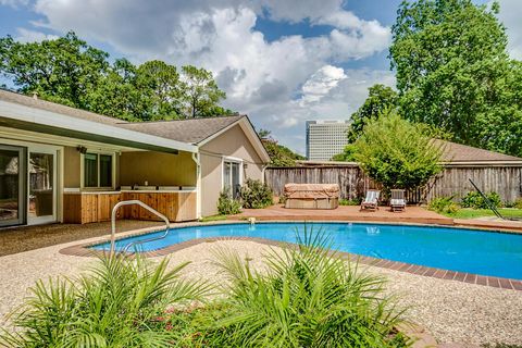Tiny photo for 10631 Del Monte Drive, Houston, TX 77042 (MLS # 10242749)