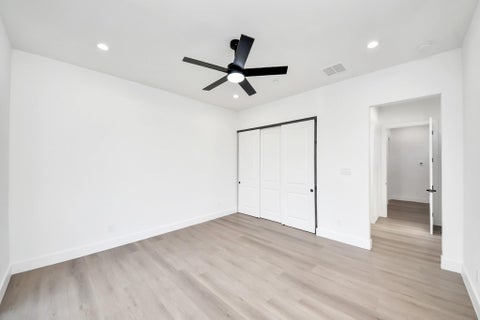 Tiny photo for 4708 Laurel Street, Bellaire, TX 77401 (MLS # 33876625)