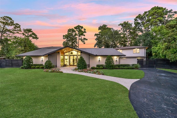 30 HEDWIG CIR, HOUSTON, TX 77024 - Image b205f4f93d0bf8e1ae8a57caf7d9f304/409431935