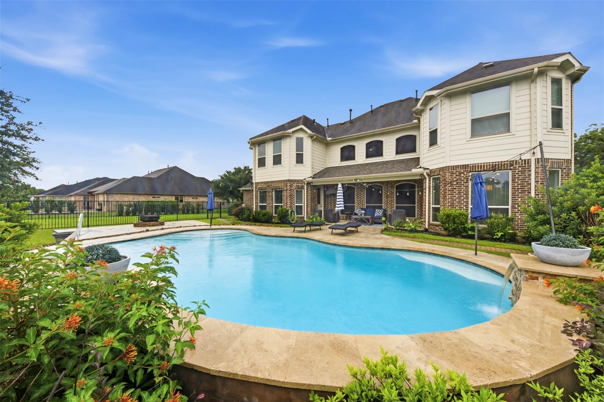 3926 Crystal Cascade Lane
