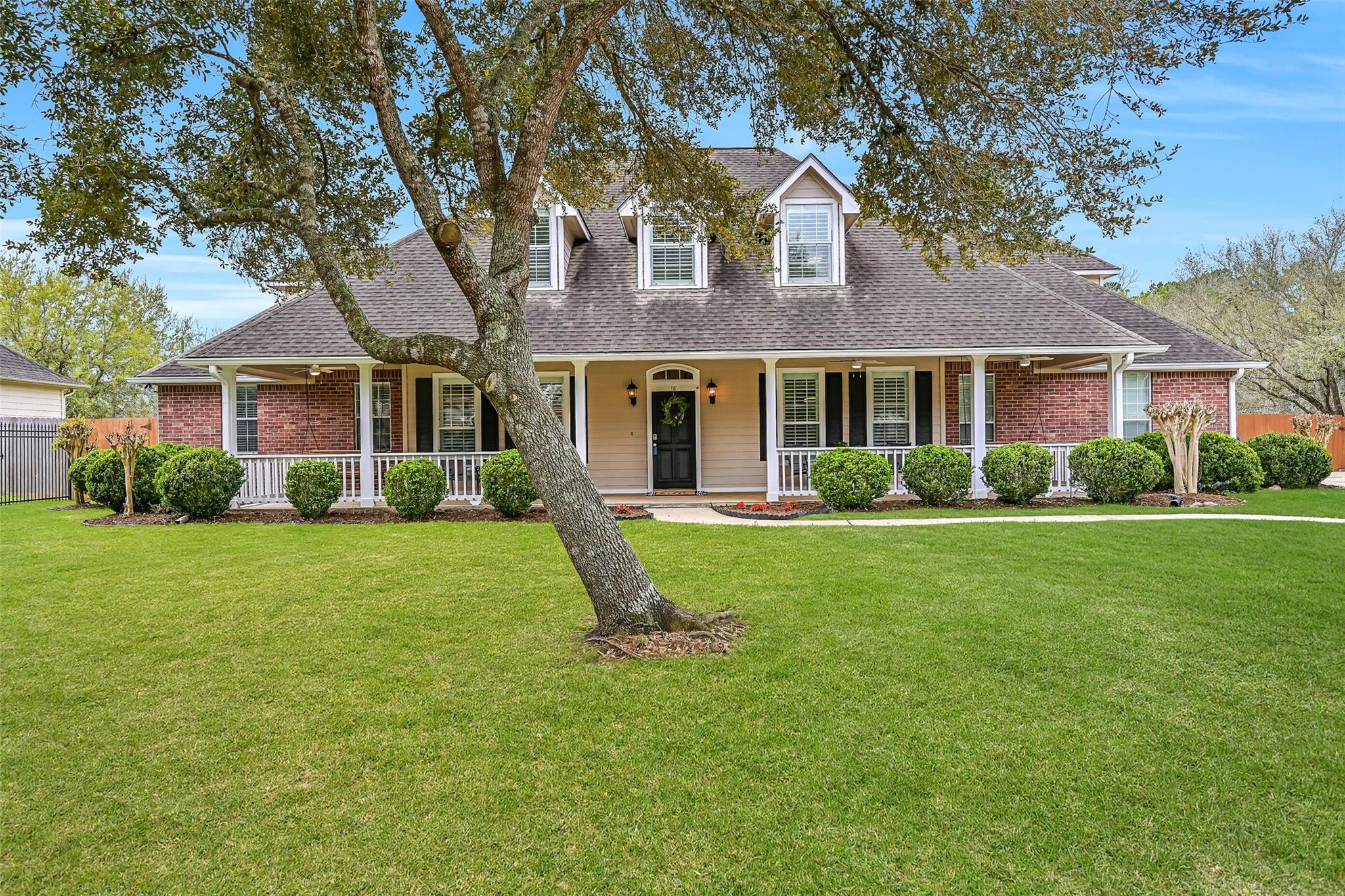 18 Falling Leaf Court