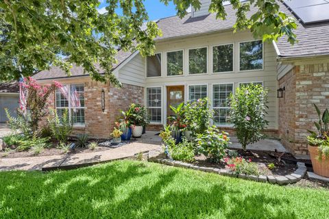 Photo of 7418 Benwich Circle, Houston, TX 77095 (MLS # 44378048)