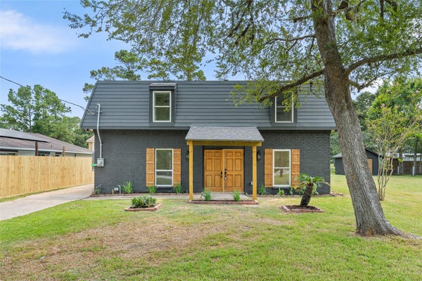 12217 PINE LN, DICKINSON, TX 77539 - Image b21053fcc8d3bfa26e8e963fb4cb3622/1834433631