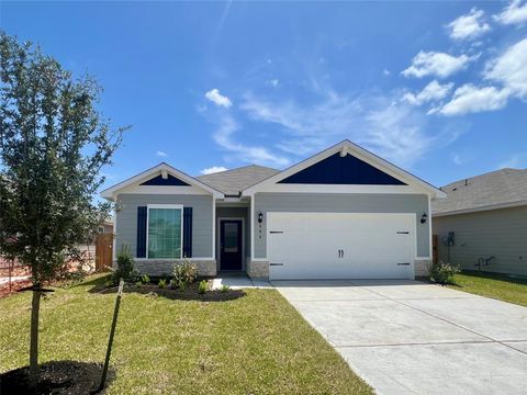 Photo of 384 Tejas Trail, Waller, TX 77484 (MLS # 87465304)