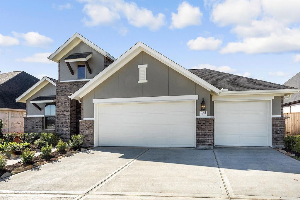 Photo of 17315 Lynn Orchard Drive, Hockley, TX 77447 (MLS # 34046230)