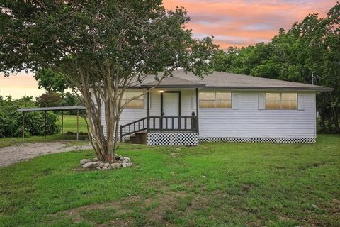 Photo of 906 South Road, Baytown, TX 77521 (MLS # 66086996)