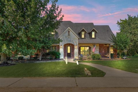 Photo of 388 Berkley Drive, Montgomery, TX 77356 (MLS # 98095492)