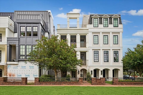 Photo of 41 Crain Square Boulevard, Houston, TX 77025 (MLS # 55762553)