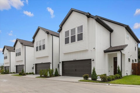 Homes For Sale - 5010 Elizabeth City Street<br/> Houston, TX 77021