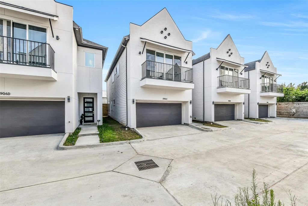 Photo of 5906 Saint Augustine Street #C, Houston, TX 77021 (MLS # 50030740)