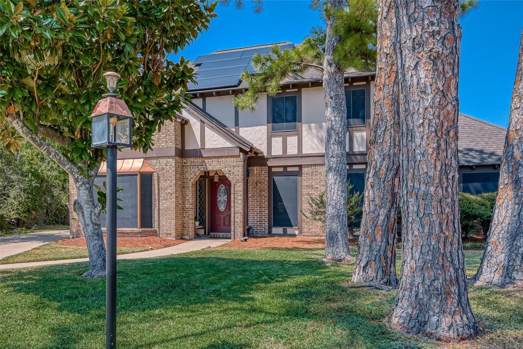 Photo of 2307 Oakview Drive, Missouri City, TX 77459 (MLS # 14465160)