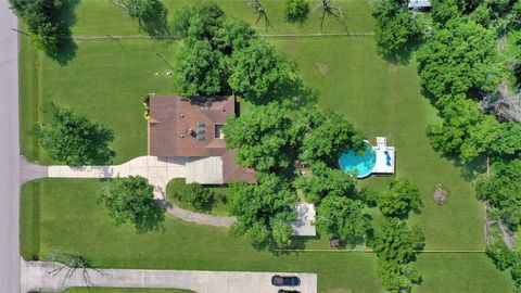 Photo of 18120 County Road 127, Pearland, TX 77581 (MLS # 45295805)