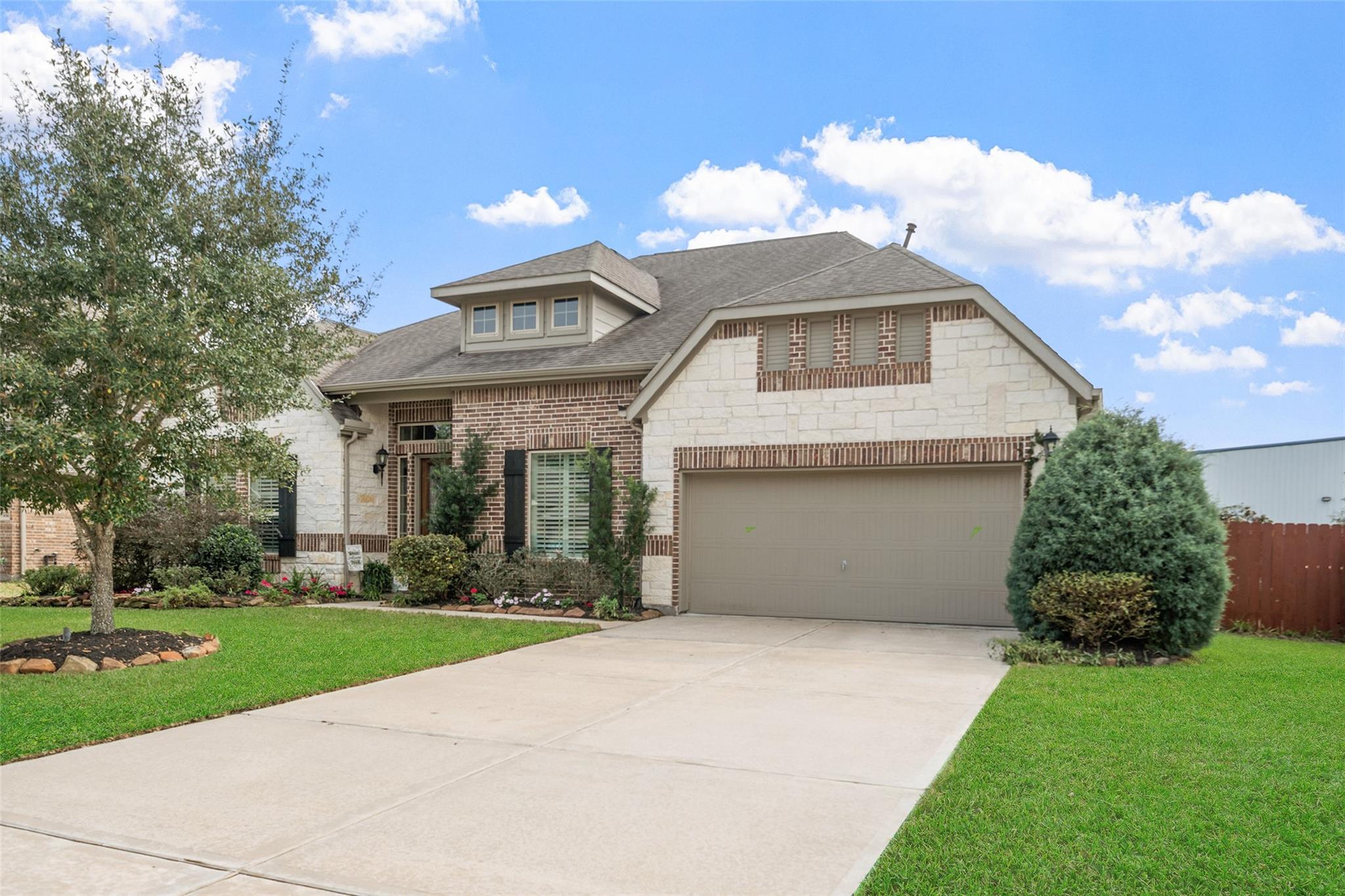 8020 Serenity Drive