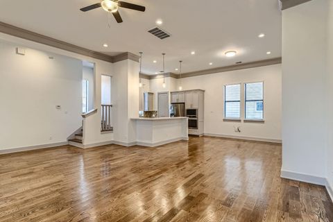 2208 Arabelle Street Houston TX 77007