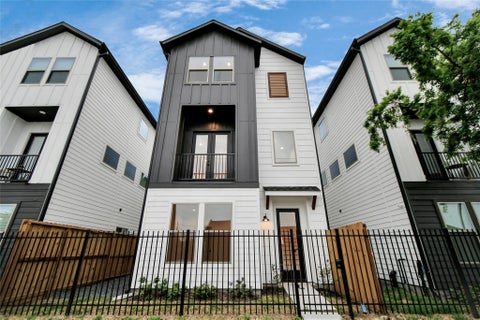 Photo of 4541 Old Yale Street, Houston, TX 77018 (MLS # 61521193)