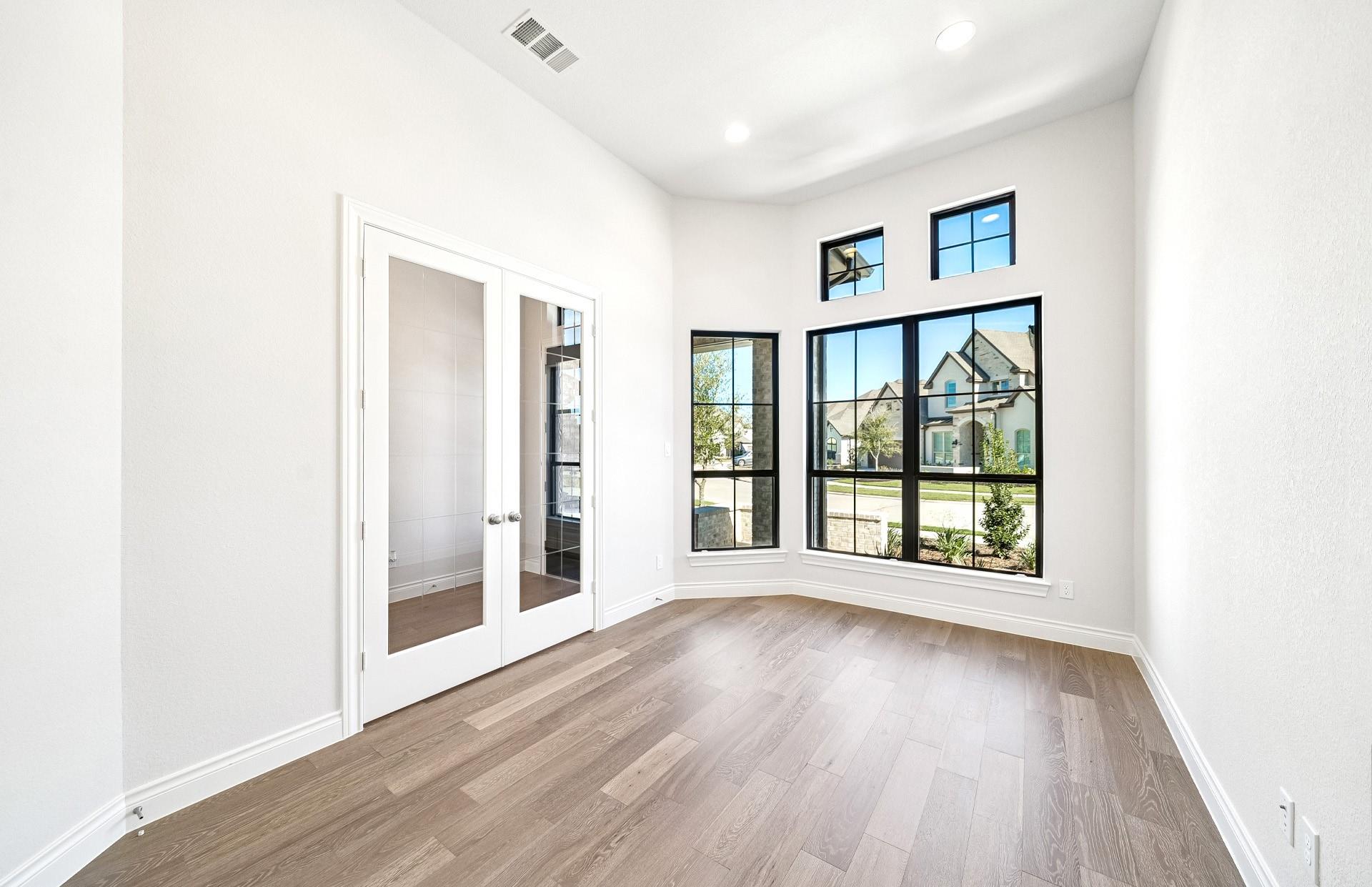 10707 Flamingo Feather Court