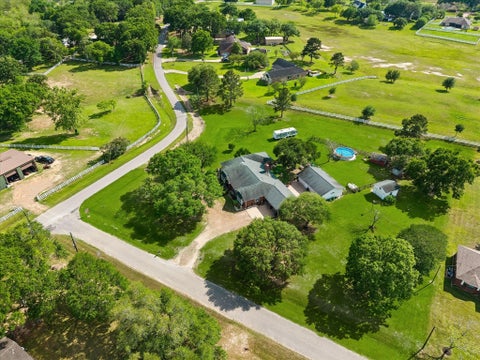 Homes For Sale - 428 Briar Creek Lane<br/> Sealy, TX 77474