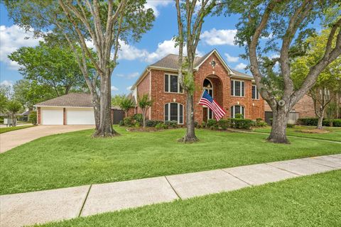 Photo of 831 Live Oak Lane, Seabrook, TX 77586 (MLS # 26391655)