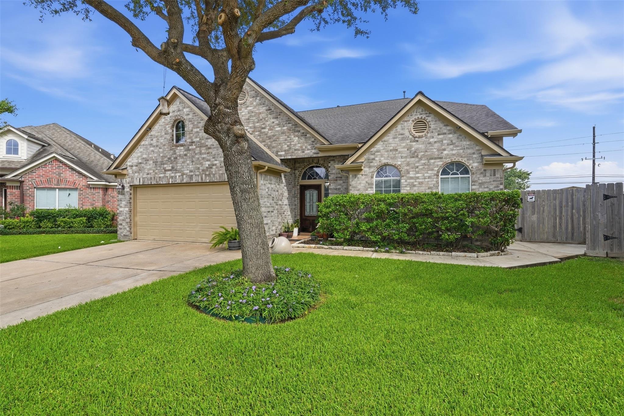 4015 Tulip Glen Court