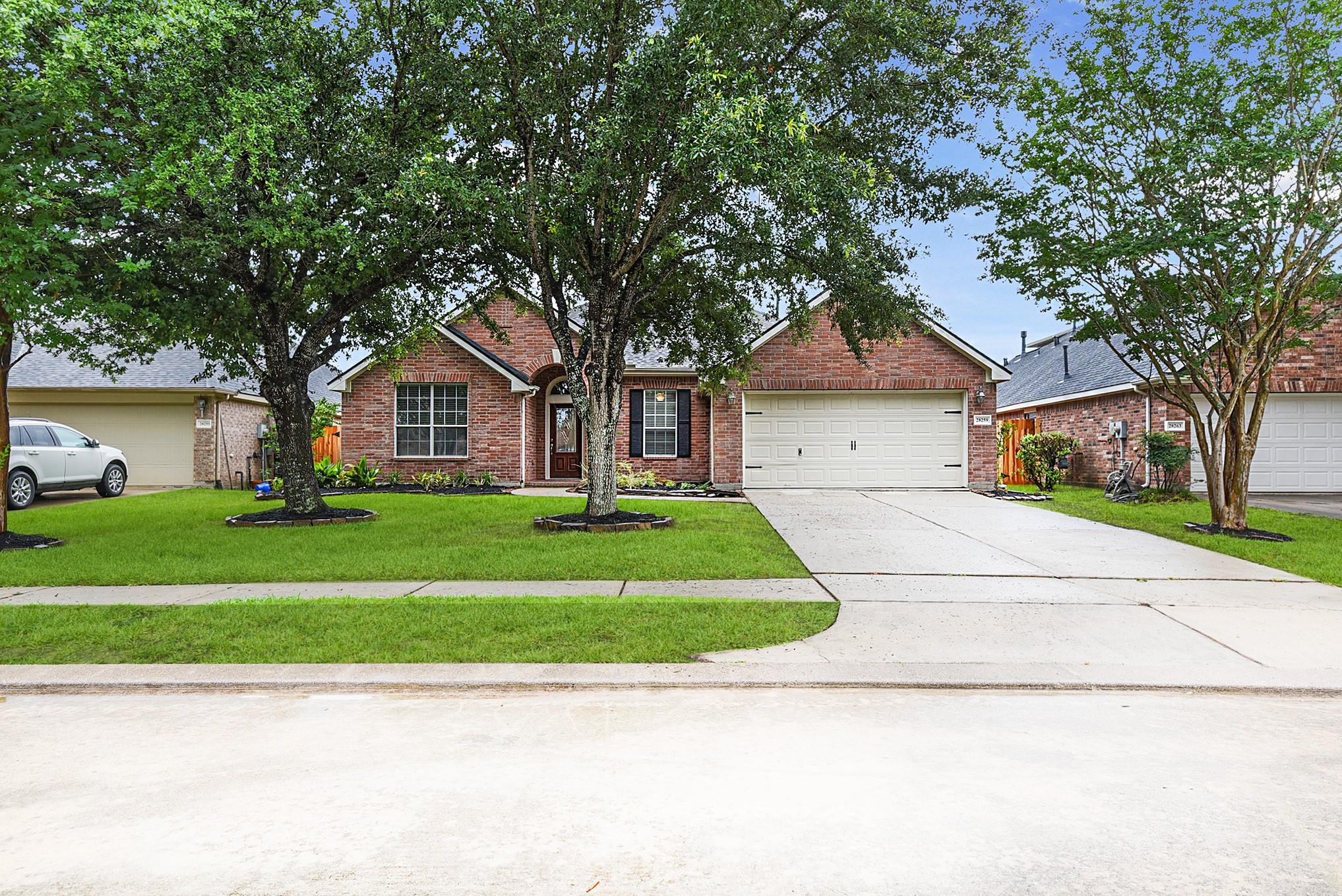 28259 Daystrom Lane