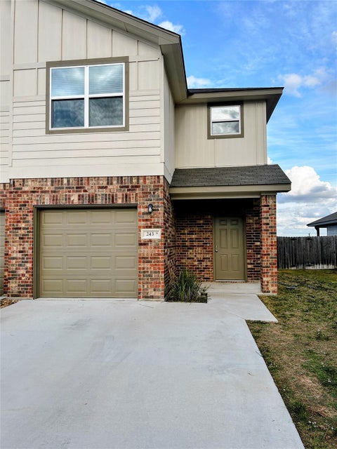 Photo of 243 Green Valley Drive, Copperas Cove, TX 76522 (MLS # 94980519)