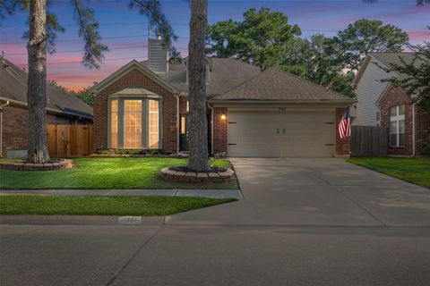 Photo of 7915 Autumn Laurel Trail, Houston, TX 77095 (MLS # 33177978)