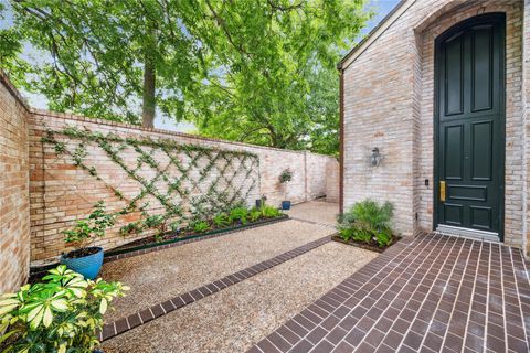 4 River Hollow Lane Houston TX 77027