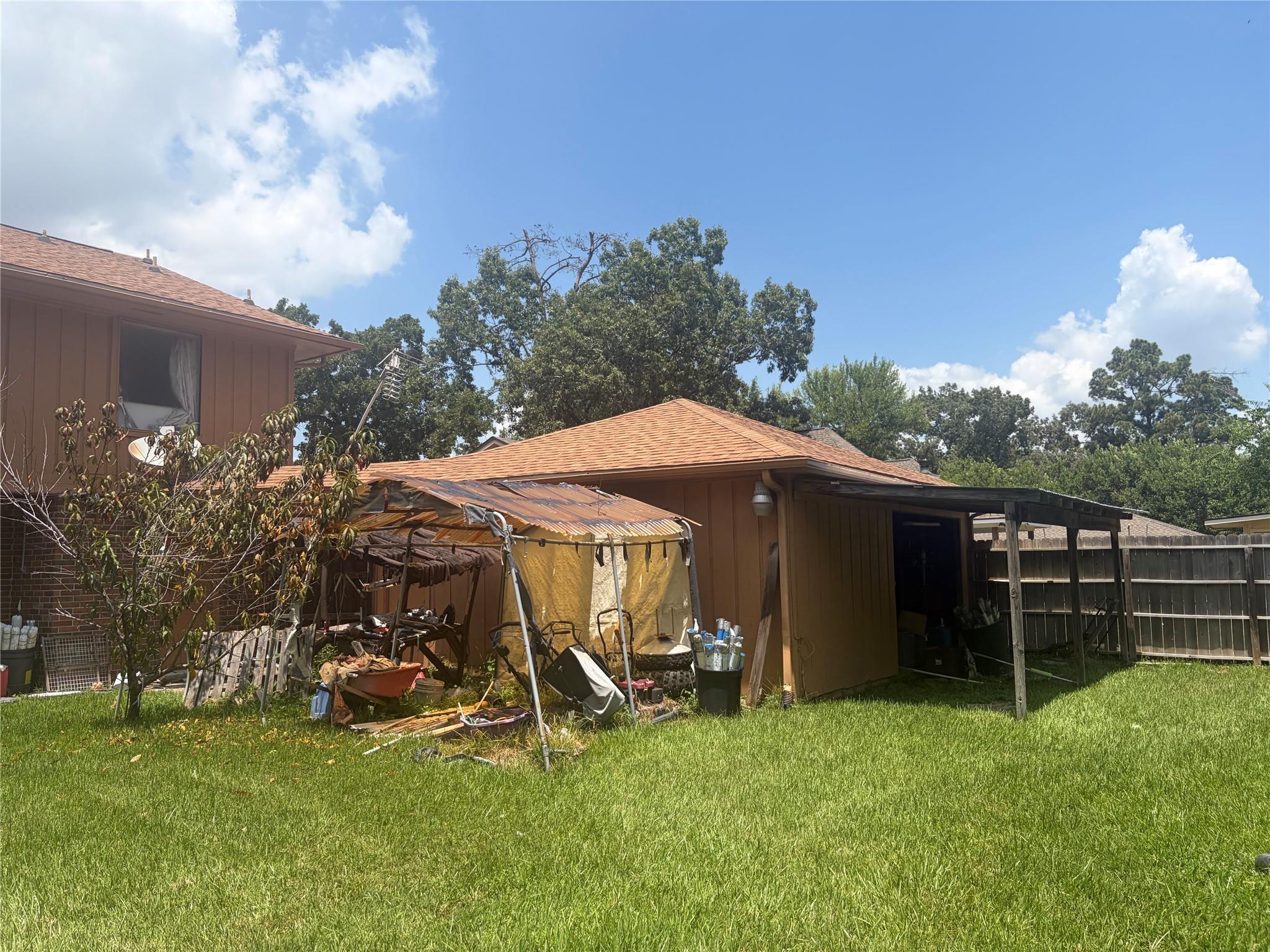 8506 Pines Place Drive
