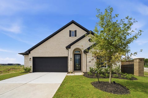 Homes For Sale - 7702 Jade Crest Drive<br/> Angleton, TX 77515